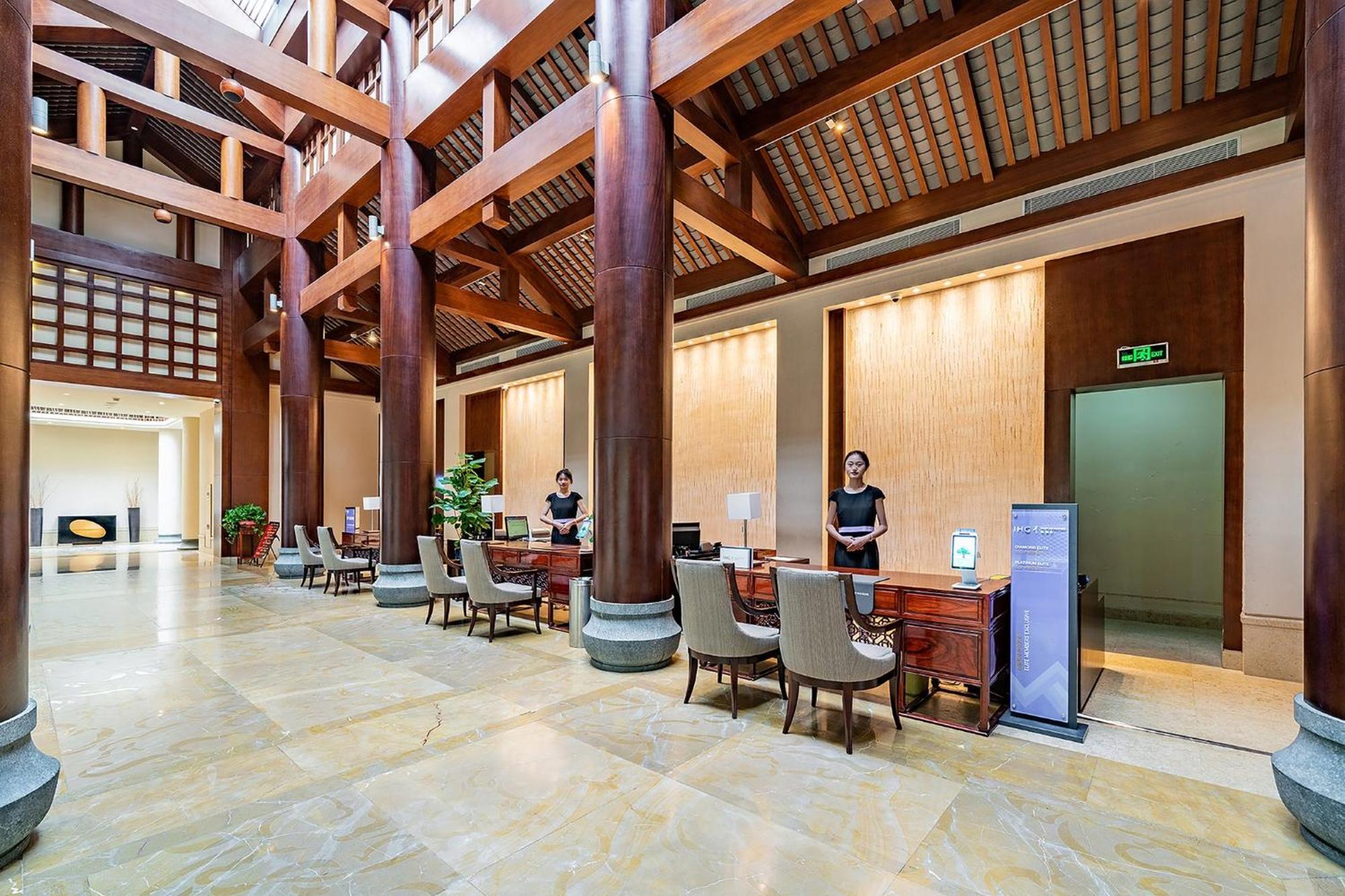 Holiday Inn Resort Chaohu Hot Spring By Ihg Хэфэй Экстерьер фото