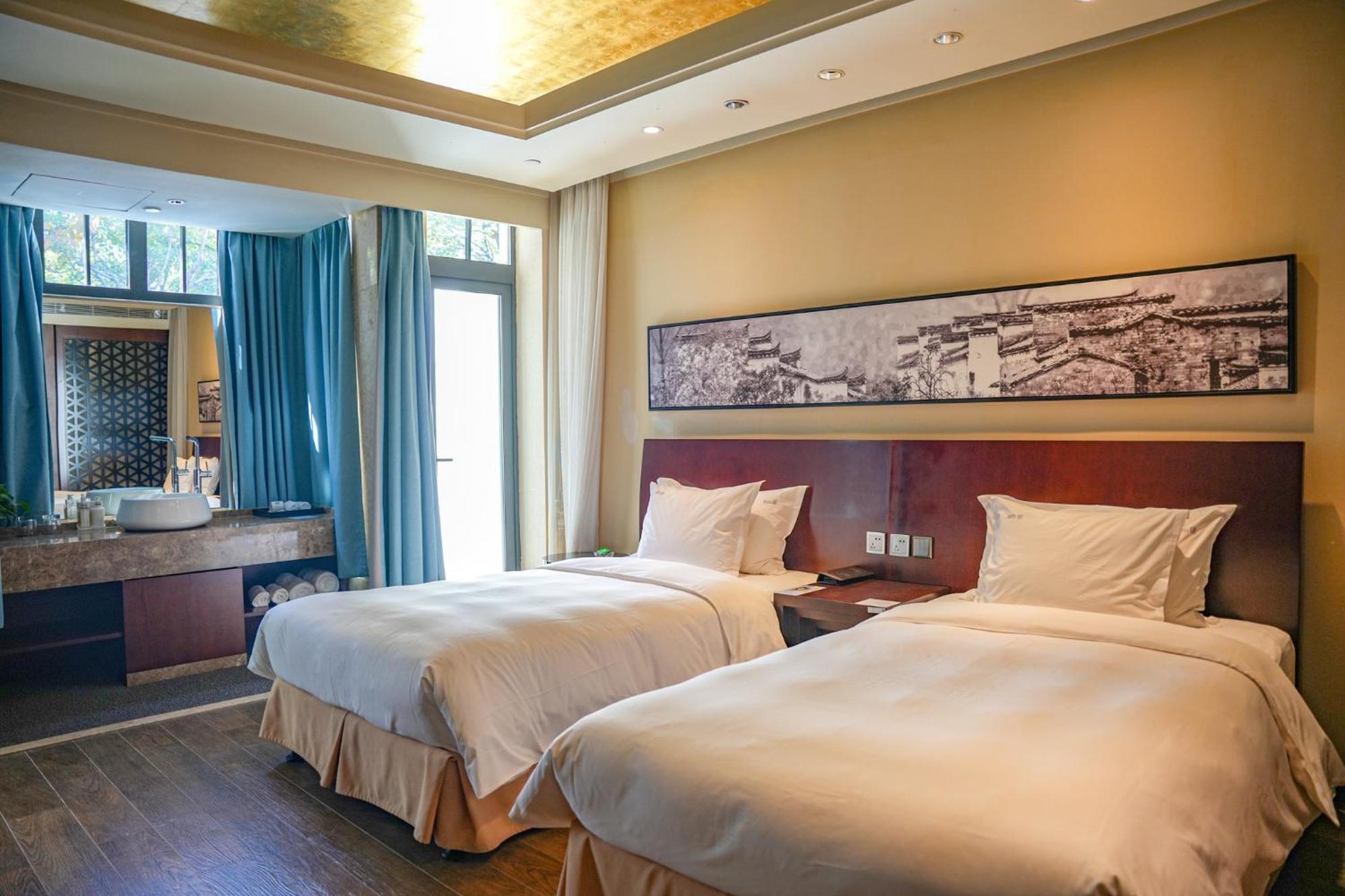 Holiday Inn Resort Chaohu Hot Spring By Ihg Хэфэй Экстерьер фото
